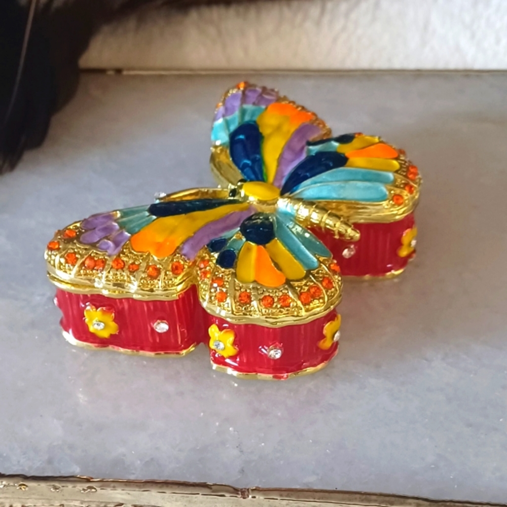 Trinket Box - Picture 7 of 14